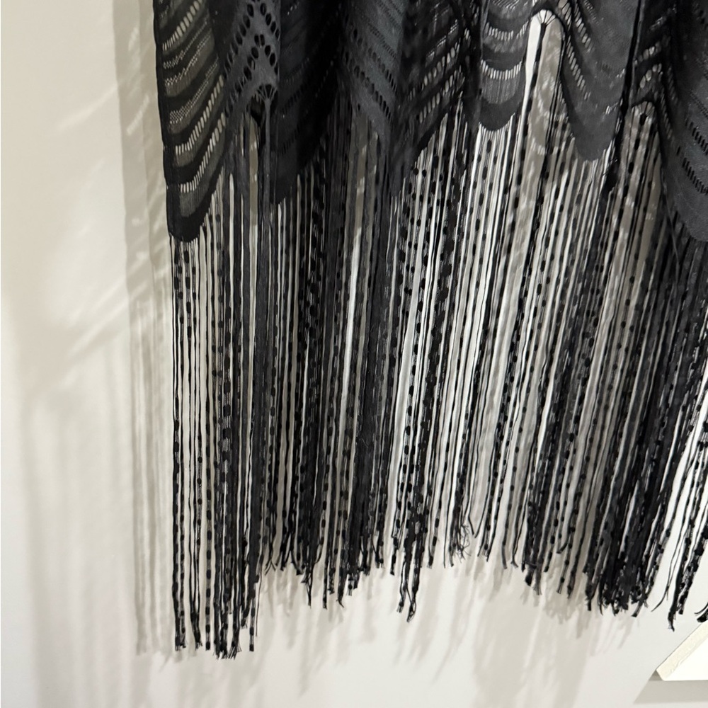 Black Lace Fringe Kimono - Picture 2 of 5